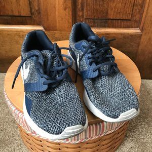 Nike 747495-402 Dark Blue Flyknit Sneakers Size 7.5